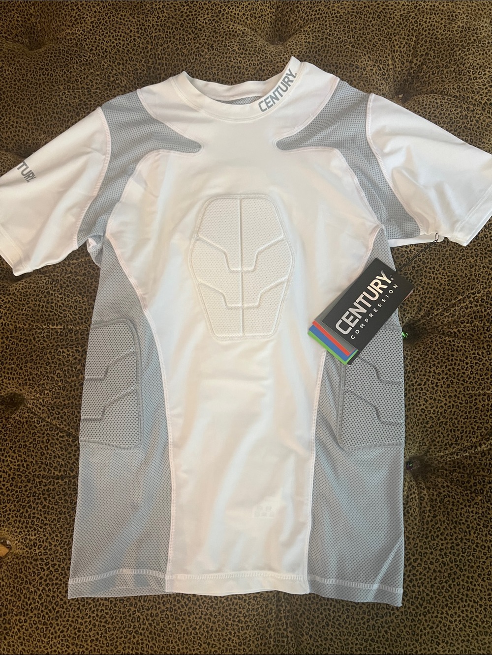 NWT 2 Century Martial Arts Compression Short Sleeve Padded Tee Adult Small